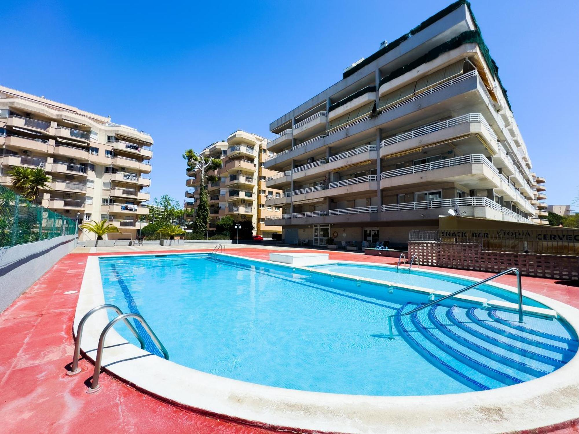 Rentalmar Zahara Family Suites Salou Kültér fotó
